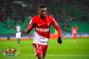  法甲巴黎独占鳌头，摩纳哥紧追不舍