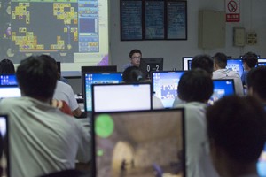  电竞训练营开放，零基础学员接受专业指导