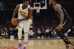  内线巨兽统治篮下，篮板怪兽筑起禁飞区