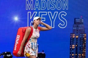  萨巴伦卡力量制胜，辛辛那提站捧起冠军奖杯