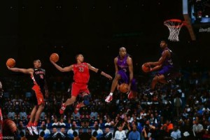  扣篮大赛创意无限，飞行大队竞逐天际