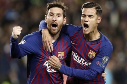  乌拉圭锋霸苏亚雷斯西甲梅开二度