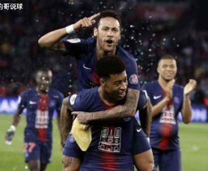  巴黎圣日耳曼豪取五连胜，强势登顶法甲  
