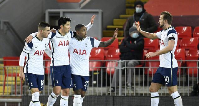  利物浦绝杀热刺登顶积分榜首