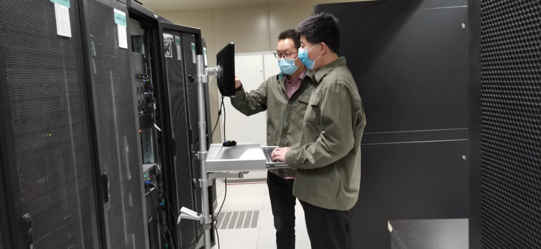  网坛新科技助力训练，智能穿戴设备成标配