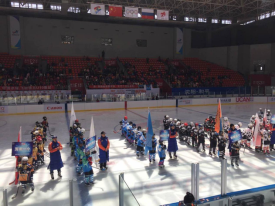  青年联赛启幕，新生代球员展风采