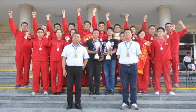  电竞女队崭露头角，巾帼力量书写赛场新篇章