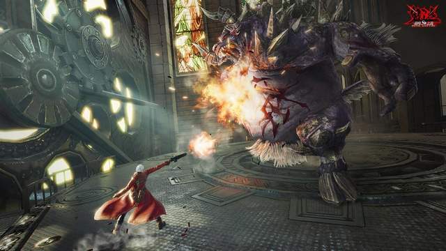  电竞跨界联名火爆 知名IP推出限定款游戏装备